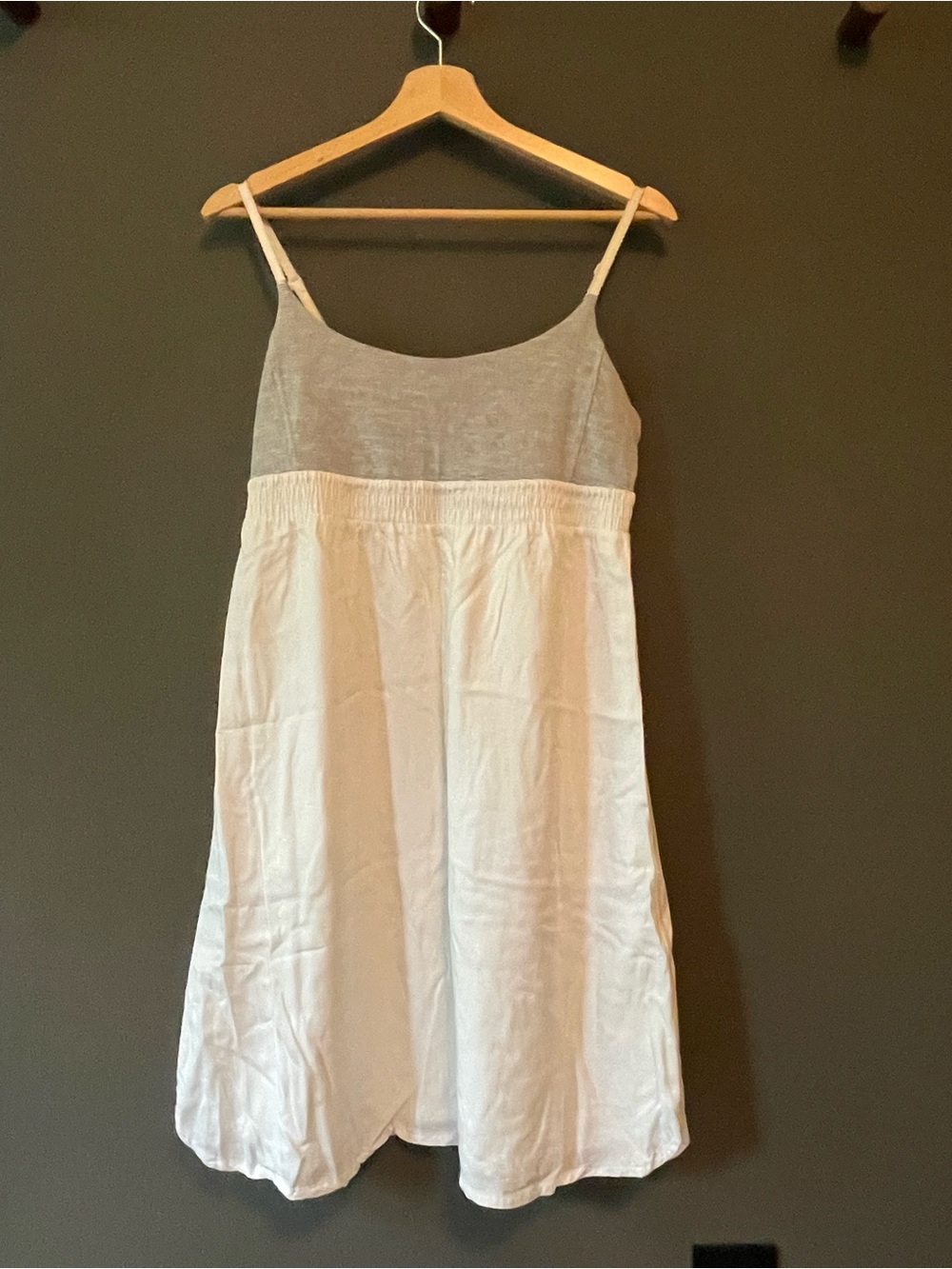 Lululemon Two-Tone Slip Dress - White and Light Gray size 10